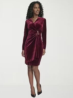 Marc New York Elegant Velvet Wrap-Style Long-Sleeve sheath Dress Burgundy color